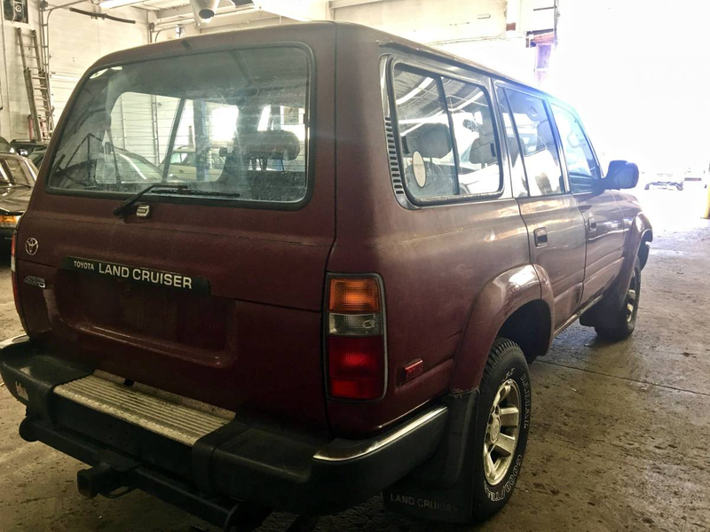 Illustration for article titled At $2,950, This 1991 Toyota Land Cruiser Could Have You Cruising The Land In No Time